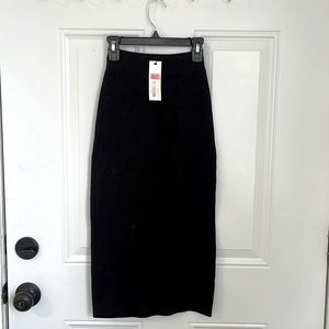 NWT BB DAKOTA black knit pencil skirt